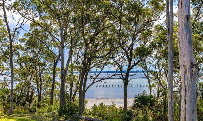 Soldiers Point Apartment | Apartment ∙ 4 bedrooms ∙ 8 guests