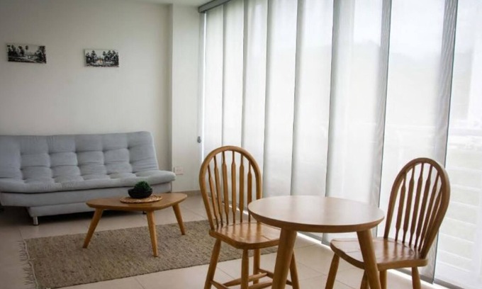 Floridablanca Apartment | Apartment 5 minutes from International Hospital and El Santísimo Park