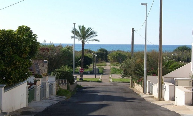 Marina di Pescoluse Apartment | APARTMENT 50 MT FROM THE PESCOLUSE BEACH