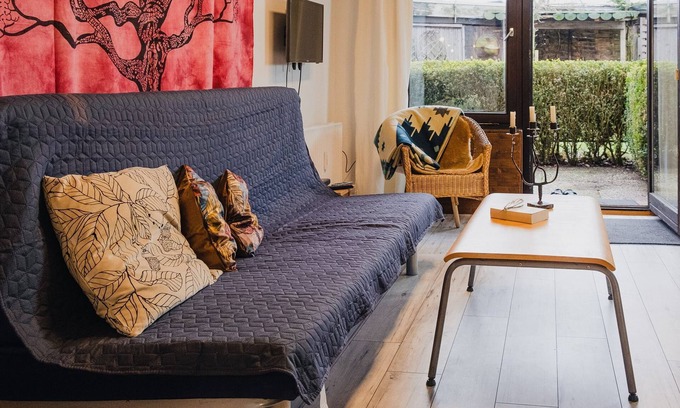 Oberlengenhardt Apartment | Apartment '65 Qm' with Private Terrace and Wi-Fi