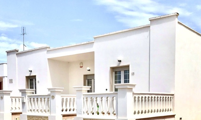 Capilungo Apartment | Apartment 70 meters from the sea with independent garden