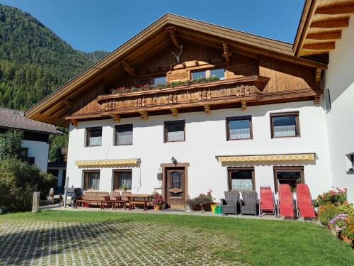 Oberried Apartment | Apartment Alpenglühen by Interhome
