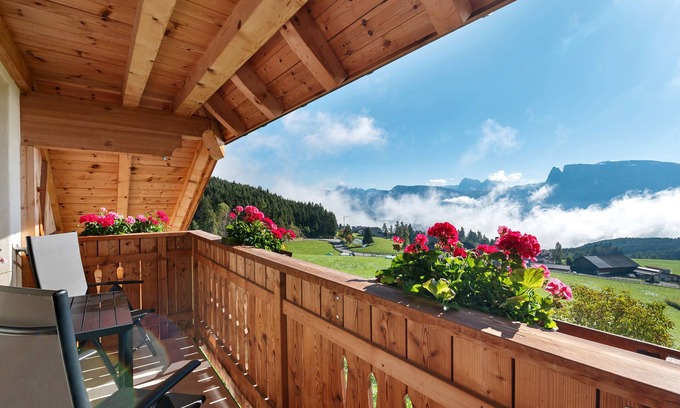 Collalbo Apartment | Apartment 'Alpenglühn'