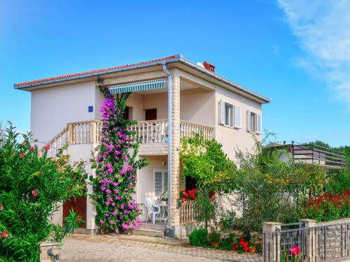 Milohnici Apartment | Apartment Andjelka by Interhome