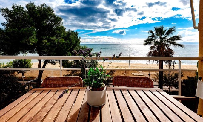 Sant Vicenc de Montalt Apartment | Apartment APARTAMENT CLIPPER