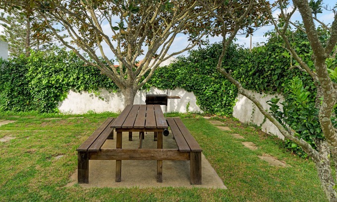 Porto Covo Apartment | Apartment 'Apartamento B' with Sea View, Shared Pool and Wi-Fi