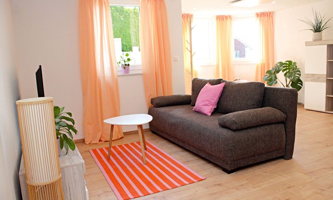 Gemarkung Tieringen Apartment | Apartment 'Apfelwiese' with Private Terrace, Private Garden and Wi-Fi
