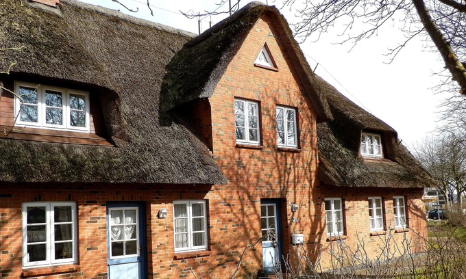 Alkersum Apartment | Apartment / app. for 5 guests with 60m² in Alkersum (109469)