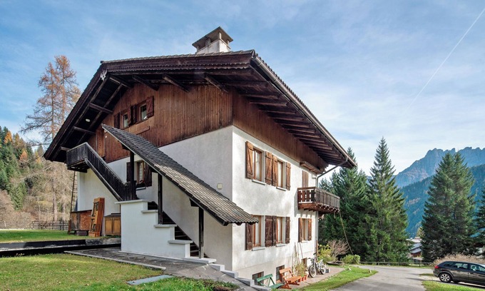 Caviola Apartment | Apartment 'Appartamento Palmina' with Mountain View, Shared Garden and Wi-Fi