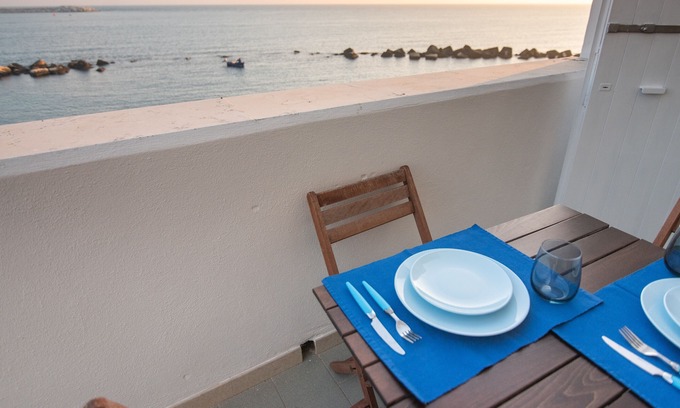 Molfetta Apartment | Apartment 'Aquamarine' with Sea View, Balcony and Wi-Fi