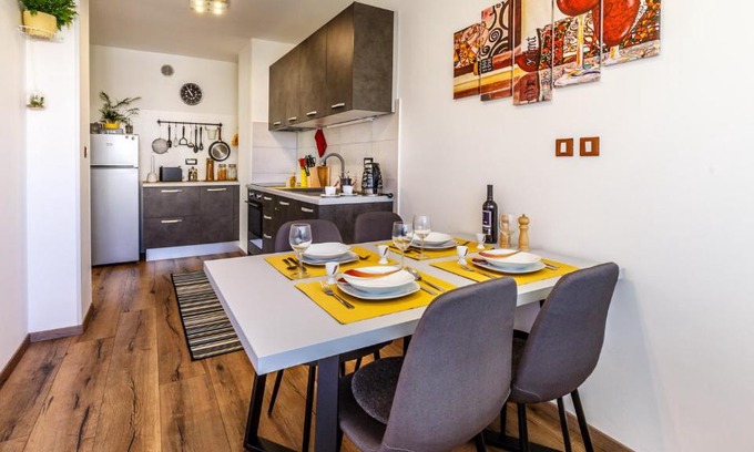 Rijeka Apartment | Apartment Arnold