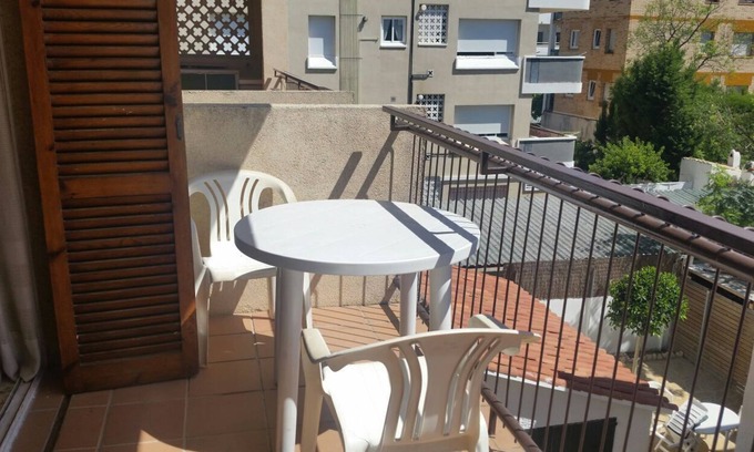 Sant Salvador Apartment | Apartment at 50m. of the beach