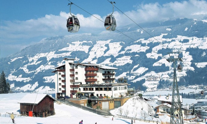 Zillertal Apartment | Apartment in Aschau near Ski Slopes