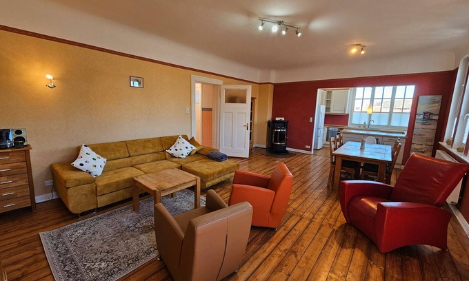 Borkum Apartment | Apartment 'Aurora 7' with Wi-Fi