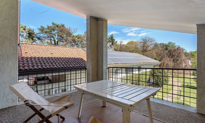 Induno Olona Apartment | Apartment "Azalea" with Mountain View, Shared Pool & Wi-Fi