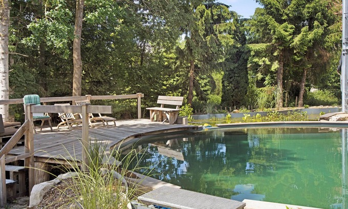 Meßkirch Apartment | Apartment 'Bodanrück' with Shared Pool, Shared Garden and Wi-Fi