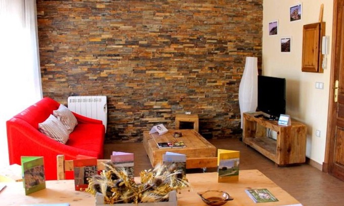 Biel Apartment | Apartment 'Boj' with Mountain View, Shared Terrace and Wi-Fi