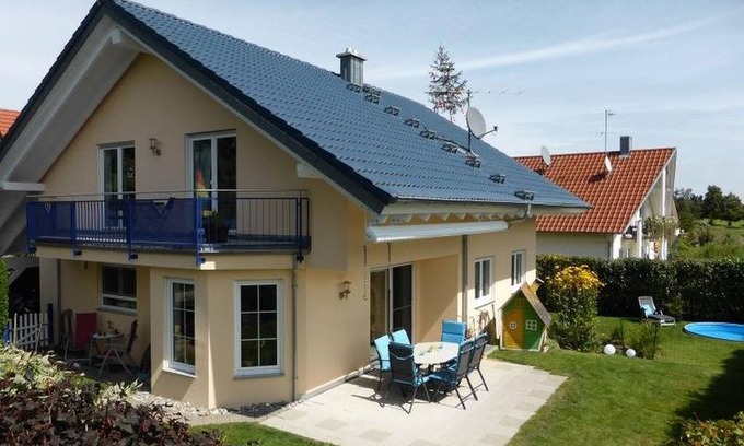 Gaienhofen Apartment | Apartment 'Bruttel' with Private Pool, Shared Terrace and Wi-Fi