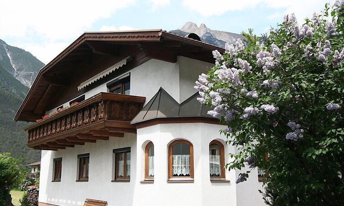 Landeck Apartment | Apartment Buntweg in Landeck - 7 persons, 3 bedrooms