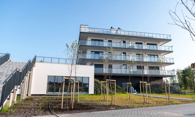 Dziwnow Apartment | Apartment by Dziwna River with Pool Access