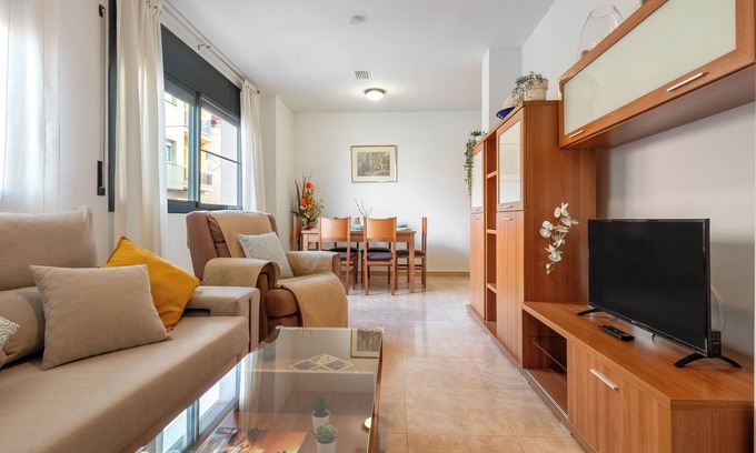 Camarles Apartment | Apartment 'Ca La Mercè' with Private Terrace, Wi-Fi and Air Conditioning