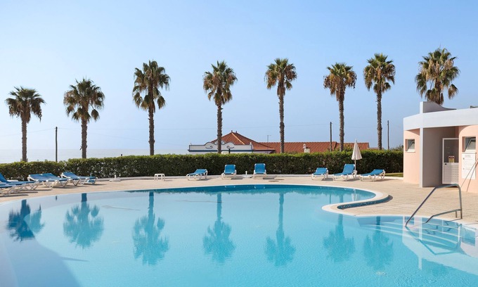 Portimao Apartment | Apartment 'Cantinho da Sara I' with Sea View, Shared Pool, Garden & A/C