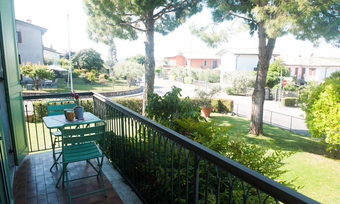 Sona Apartment | Apartment 'Casa Di Olly' with Private Garden, Wi-Fi and Air Conditioning