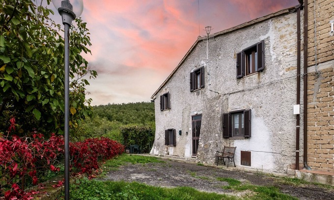 Sorano Apartment | Apartment 'Casa Faini' with Private Garden and Wi-Fi
