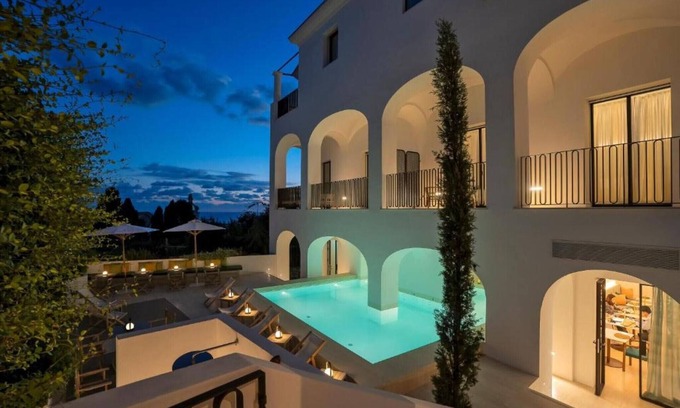 Capri Apartment | Apartment 'Certosa White' with Sea View, Wi-Fi and Air Conditioning