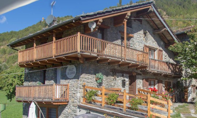Allein Apartment | Apartment Chalet Ad Lignum (VGB300) in Allein - 2 persons, 1 bedrooms