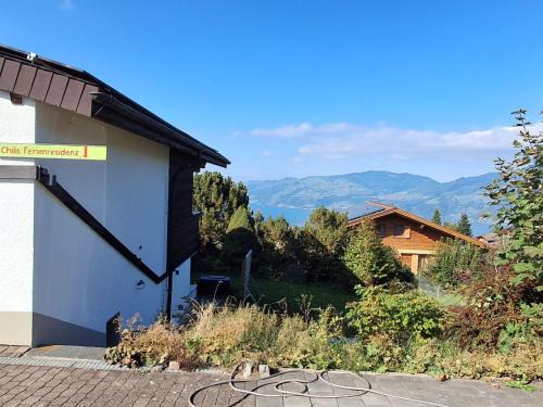 Aeschi bei Spiez Apartment | Apartment Chilis Ferienresidenz by Interhome