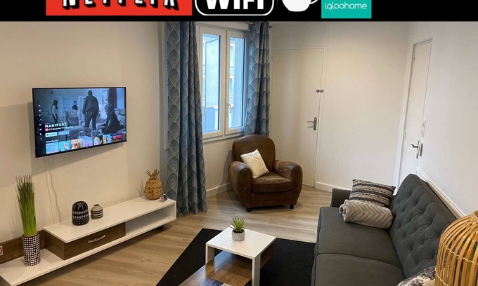 Cholet Apartment | Apartment Cholet les Halles garden side