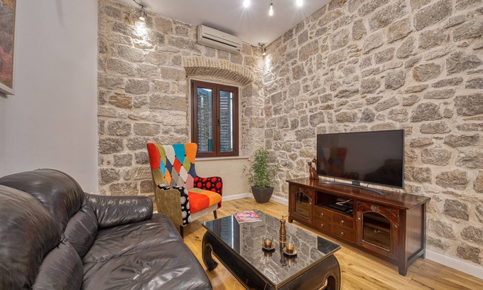 Dubrovnik Old Town Apartment | Apartment close to the beach and main street