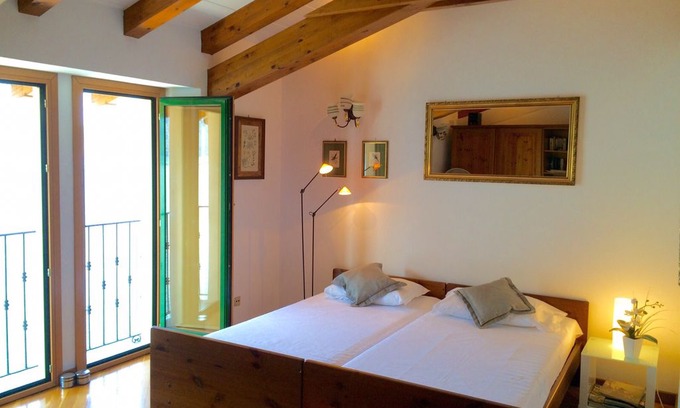 San Mamete Apartment | Apartment directly on Lake Lugano with panoramic views in San Mamete