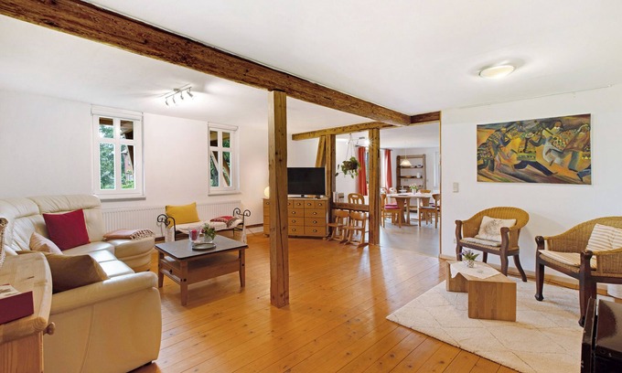 Veckenstedt Apartment | Apartment 'Bergblick' with Mountain View, Shared Terrace and Wi-Fi