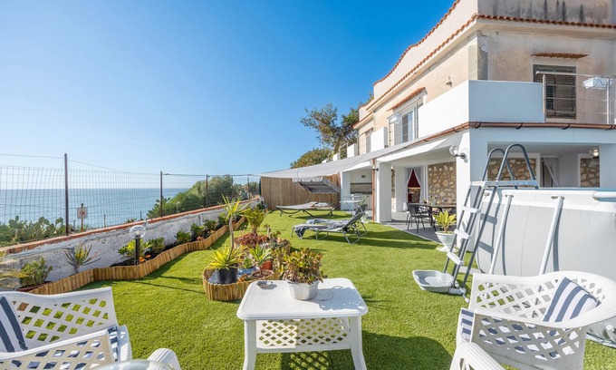 Terrasini Villa | Apartment 'Dei Tramonti - Terrasini' with Private Pool, Wi-Fi and Air Conditioning