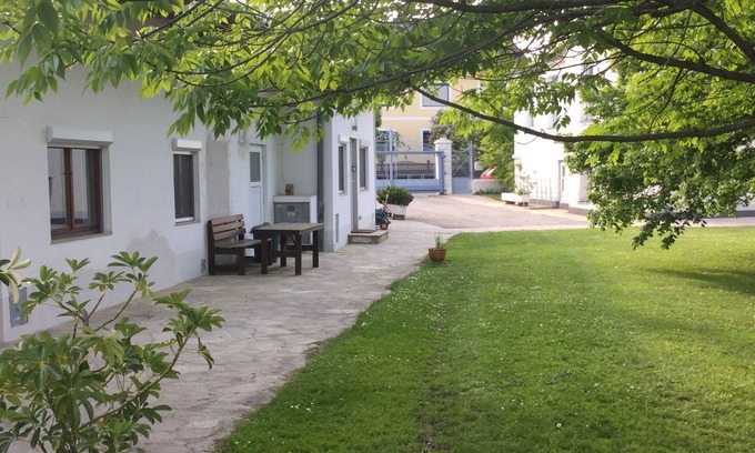 Sankt Polten Apartment | Apartment EINS - with a view of the countryside