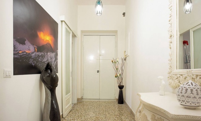 Pompei House | Apartment Enea Centralissimo Rinnovato, Vicinissimo Alla Stazione e Attrazioni