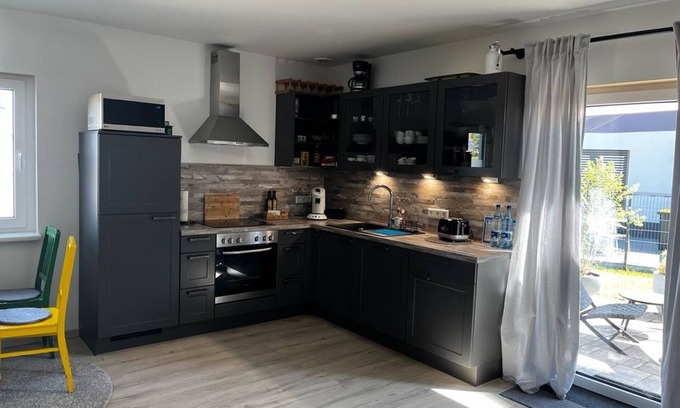Ruckingen Apartment | Apartment 'Erlensee' with Private Terrace, Private Garden and Wi-Fi