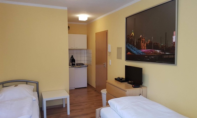 St. Johanner Markt Apartment | Apartment für 2 people with 2 single beds