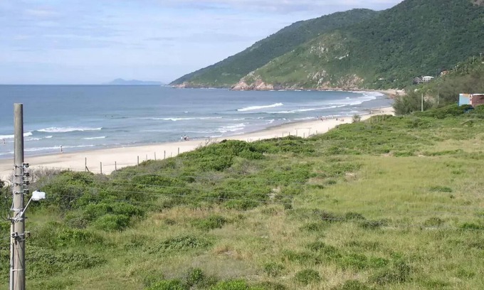 Acores Apartment | Apartment facing the sea with hydromassage Azores beach, Floripa