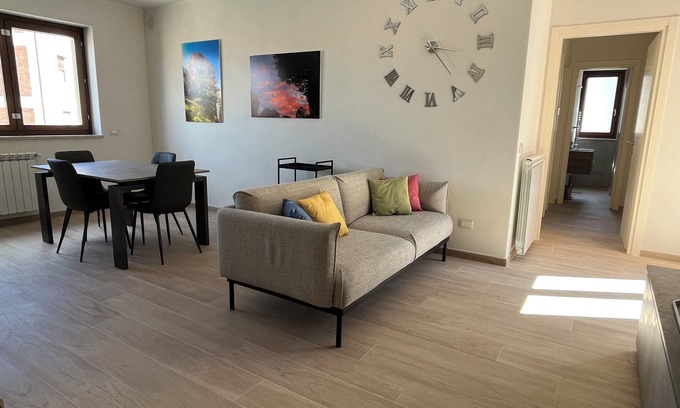 Siena Apartment | Apartment for 3 guests with all comforts, private terrace and garage