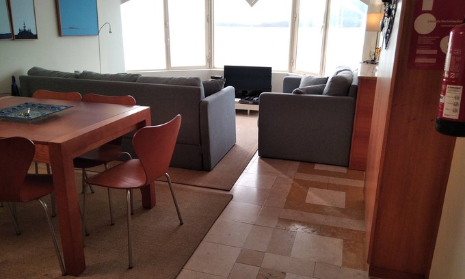Lanhelas Apartment | Apartment for 6 guests - View of sea and river- 200 m from the