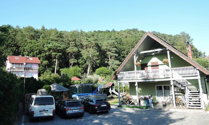 Wiselka Apartment | Apartment for 8 persons in Wiselka with pool