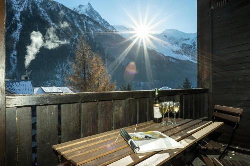 Chamonix City Centre Apartment | Apartment Grepon 6 Incredible Mont Blanc View Chamonix