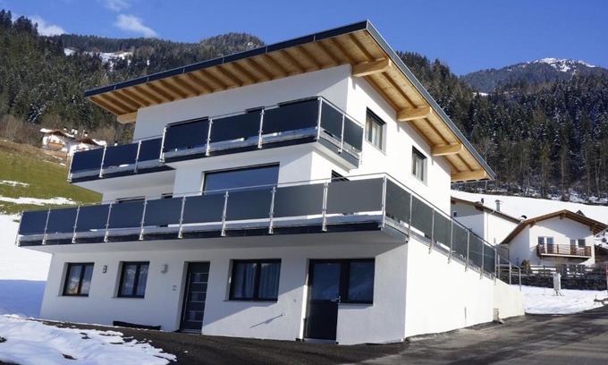 Ramsau im Zillertal Apartment | Apartment Hanna