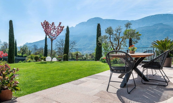 Terlano Apartment | Apartment 'Haus Rosengarten Apt C' with Mountain View, Private Terrace and Wi-Fi