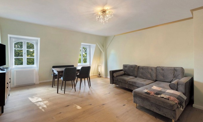 Querfurt Apartment | Apartment 'Henriette' with Shared Pool, Shared Terrace and Wi-Fi