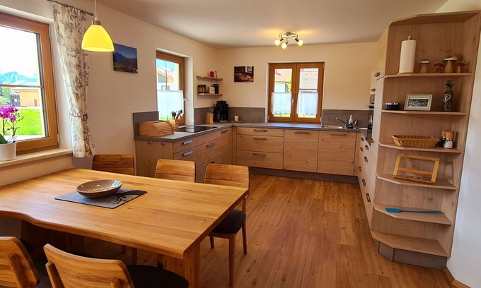 Halblech Apartment | Apartment Hipp No. 2 - 95m² new building on the ground floor with terrace and mountain view in top location