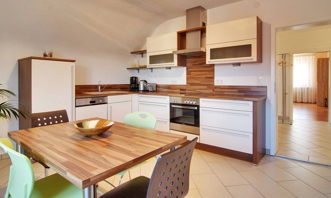 Sasbach Apartment | Apartment 'Hornisgrindeblick' with Mountain View & Wi-Fi